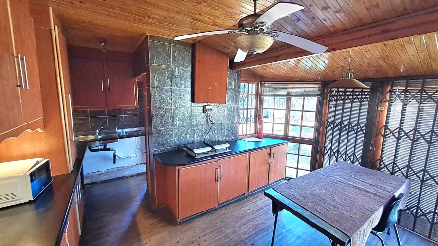 14 Bedroom Property for Sale in Universitas Free State